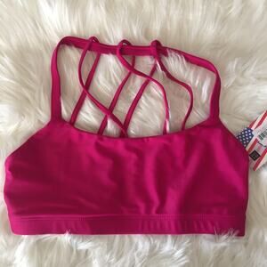 NWT Dippin Daisy’s Swim Wear Solid Raspberry Top Size sm